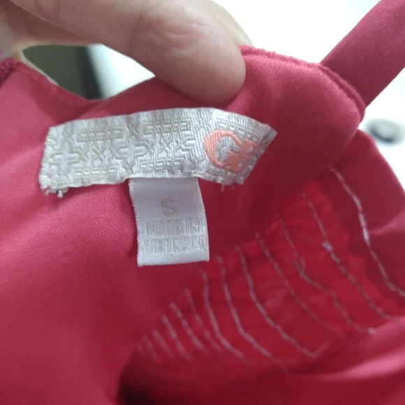 Pink dress - Picture 3 of 5